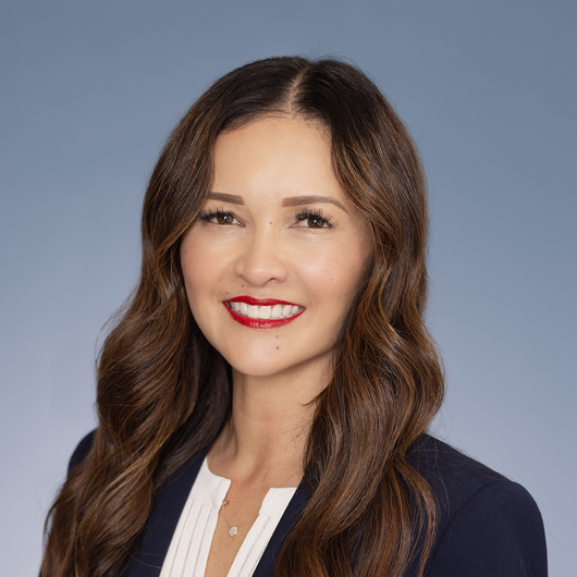 Lyn Macaraeg headshot.jpg